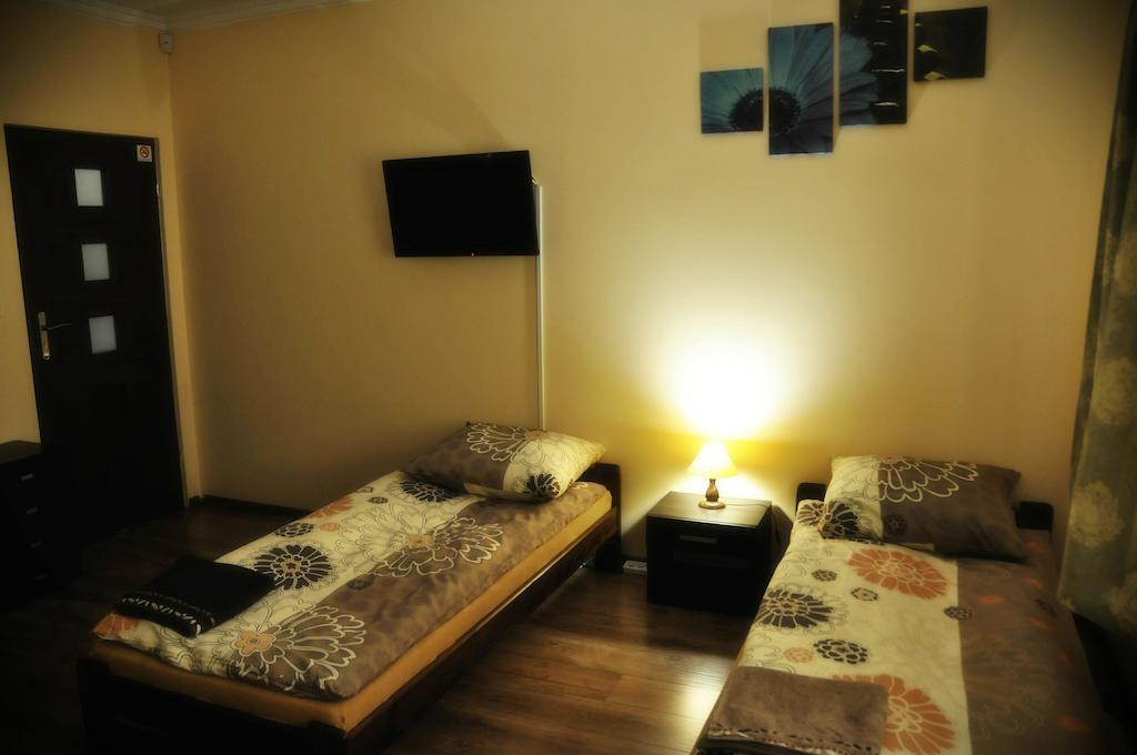 Anna - Pokoje Goscinne - Noclegi Sandomir Extérieur photo