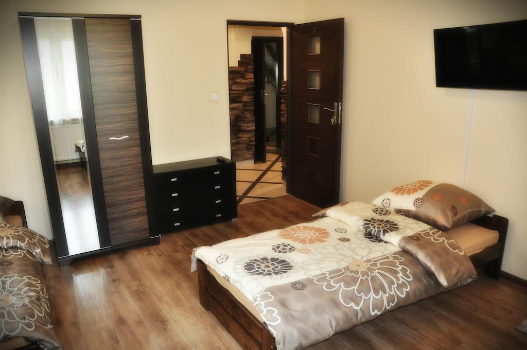 Anna - Pokoje Goscinne - Noclegi Sandomir Chambre photo