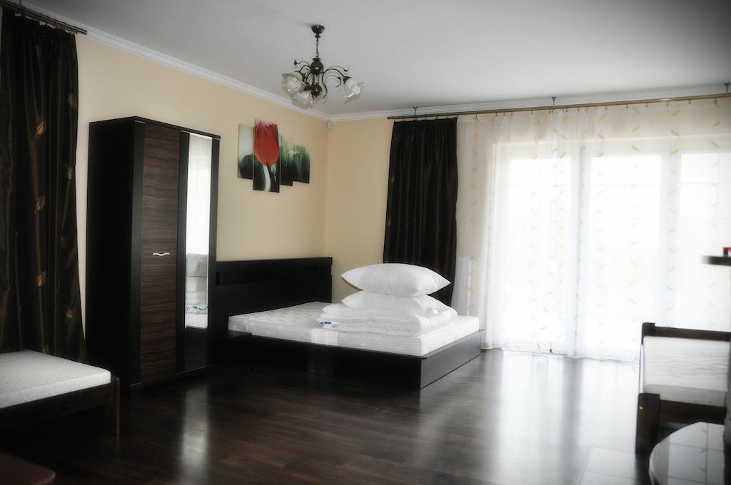 Anna - Pokoje Goscinne - Noclegi Sandomir Extérieur photo